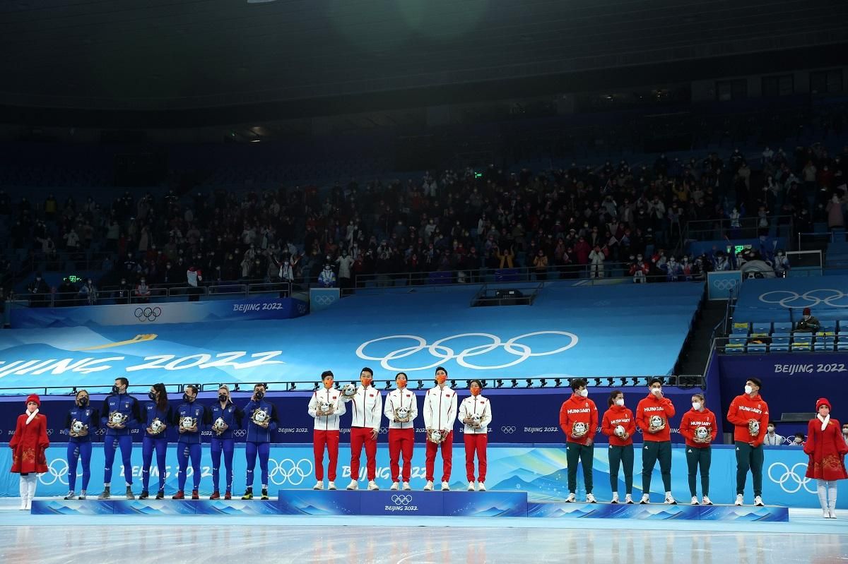 Создали препятствие соперникам: Россию дисквалифицировали в финале смешанной эстафеты шорт-трека Создали препятствие соперникам: Россию дисквалифицировали в финале смешанной эстафеты шорт-трека