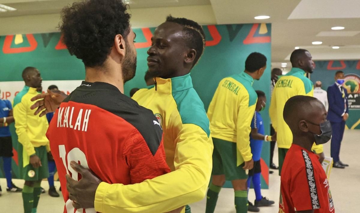 Салах шепотом подсказал вратарю перед пенальти от его одноклубника по Ливерпулю Салах шепотом подсказал вратарю перед пенальти от его одноклубника по Ливерпулю