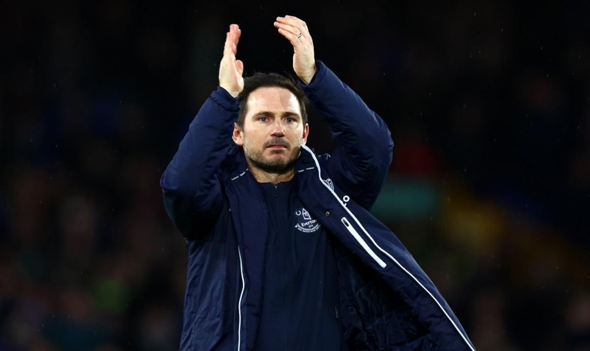 Лэмпард прокомментировал отсутствие Миколенко из-за сомнительного теста на COVID-19 Лэмпард прокомментировал отсутствие Миколенко из-за сомнительного теста на COVID-19