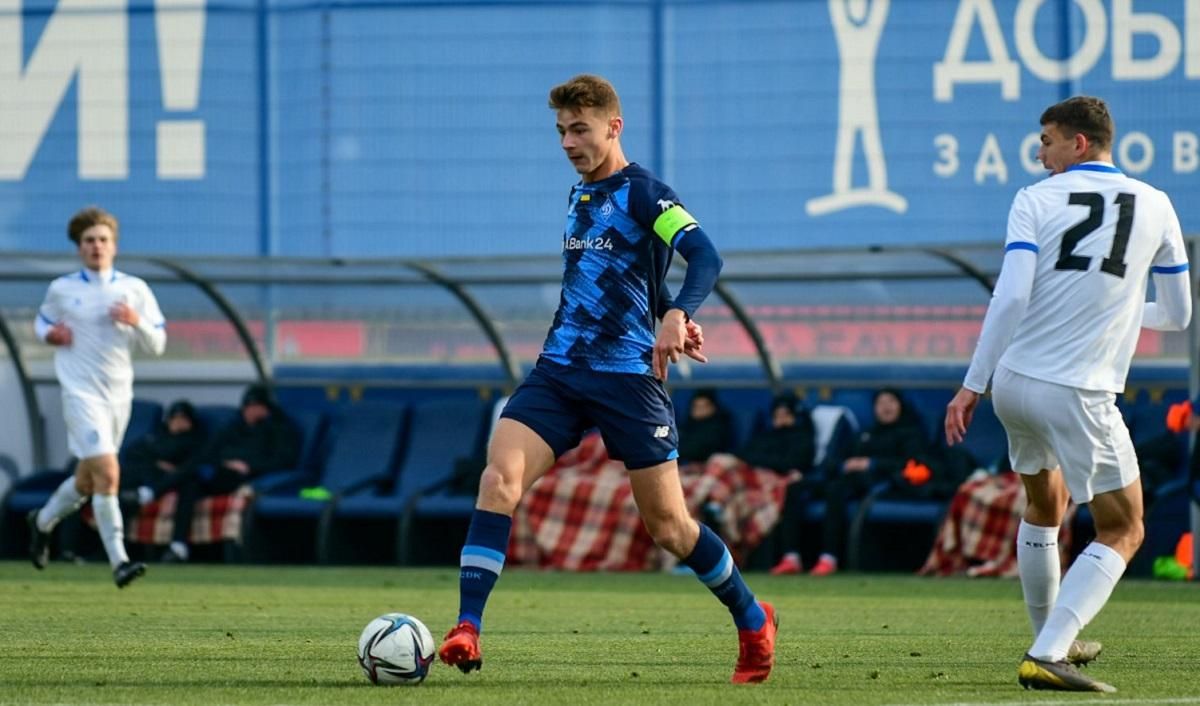 19-летний игрок Динамо забил сумасшедший гол в Юношеской лиге УЕФА: видео 19-летний игрок Динамо забил сумасшедший гол в Юношеской лиге УЕФА: видео