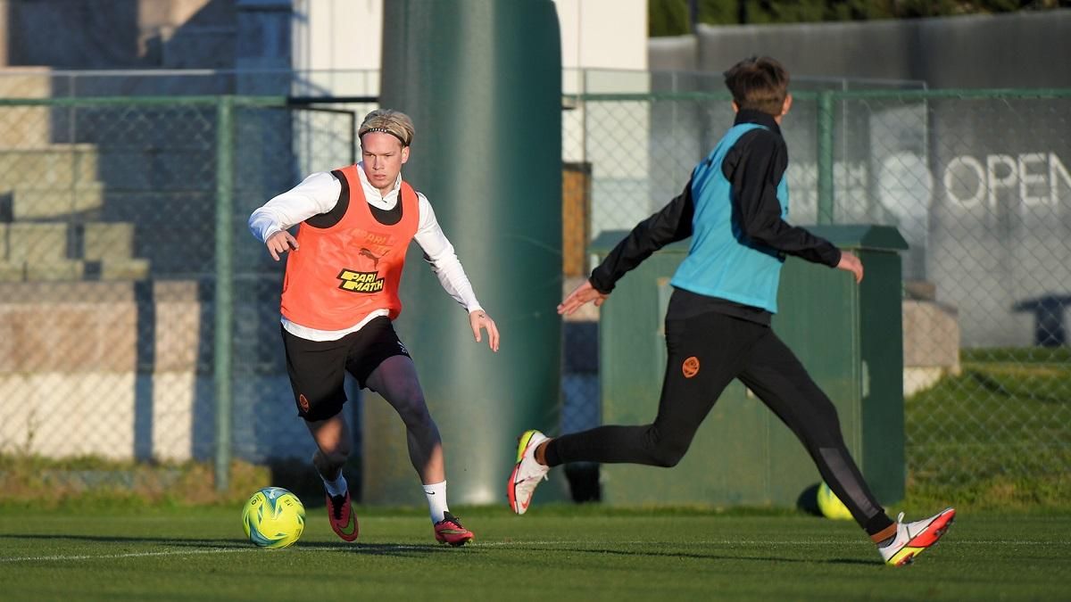 Брентфорд пропонував 15 мільйонів за Мудрика: Шахтар не поспішає відпускати таланта - 24 канал Спорт Брентфорд пропонував 15 мільйонів за Мудрика: Шахтар не поспішає відпускати таланта - 24 канал Спорт