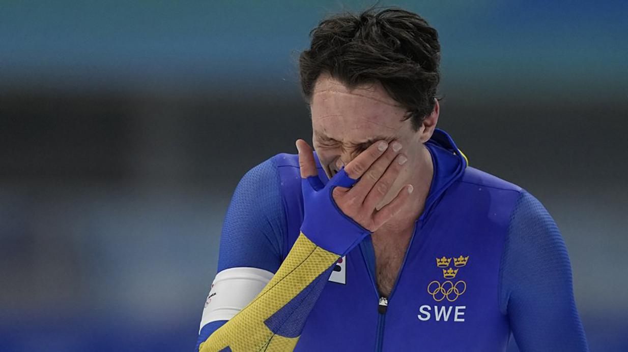 Шведський спортсмен "розірвав" світовий рекорд на Олімпіаді та виграв "золото": відео виступу - 24 канал Спорт Шведський спортсмен "розірвав" світовий рекорд на Олімпіаді та виграв "золото": відео виступу - 24 канал Спорт