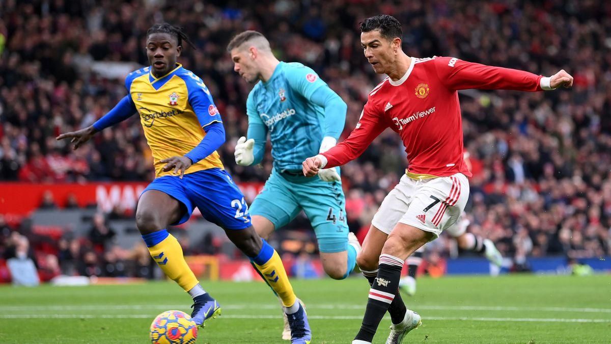 Манчестер Юнайтед с Роналду не смог одолеть Саутгемптон Манчестер Юнайтед с Роналду не смог одолеть Саутгемптон