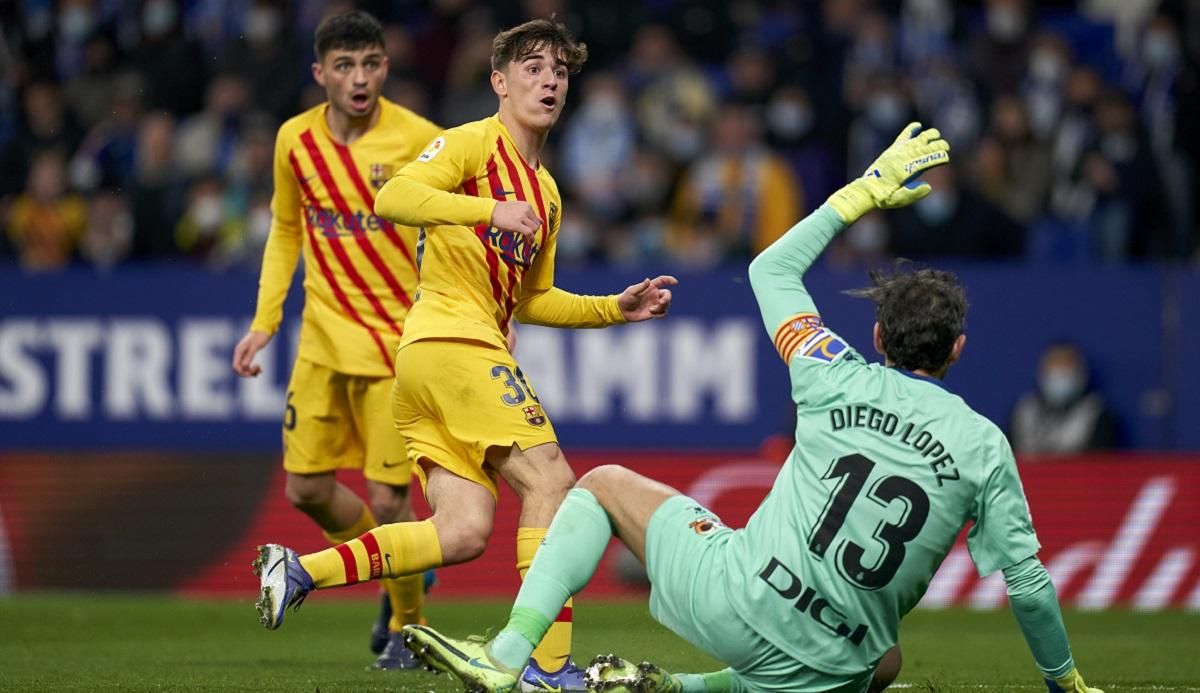 Барселона уникнула поразки від Еспаньйола у матчі з трьома вилученнями: відеоогляд - 24 канал Спорт