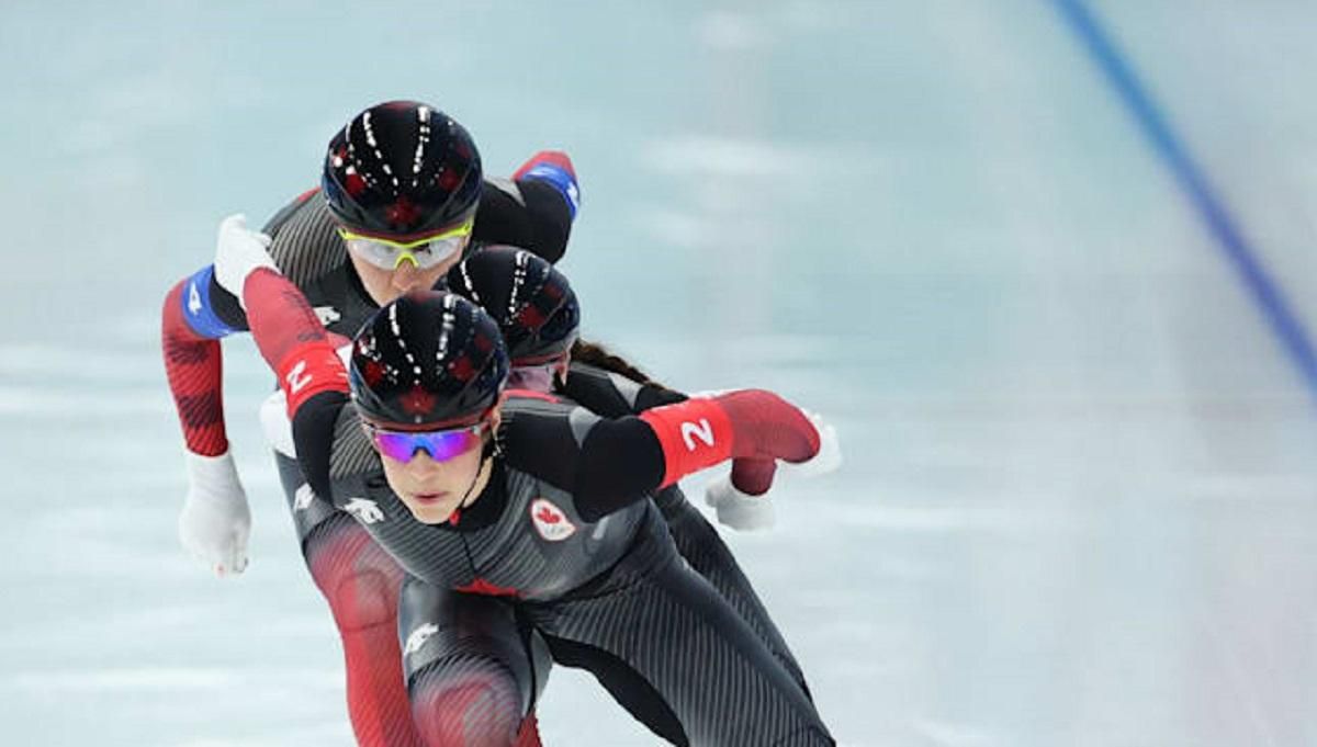 Канадские конькобежки завоевали "золото" в Пекине с олимпийским рекордом