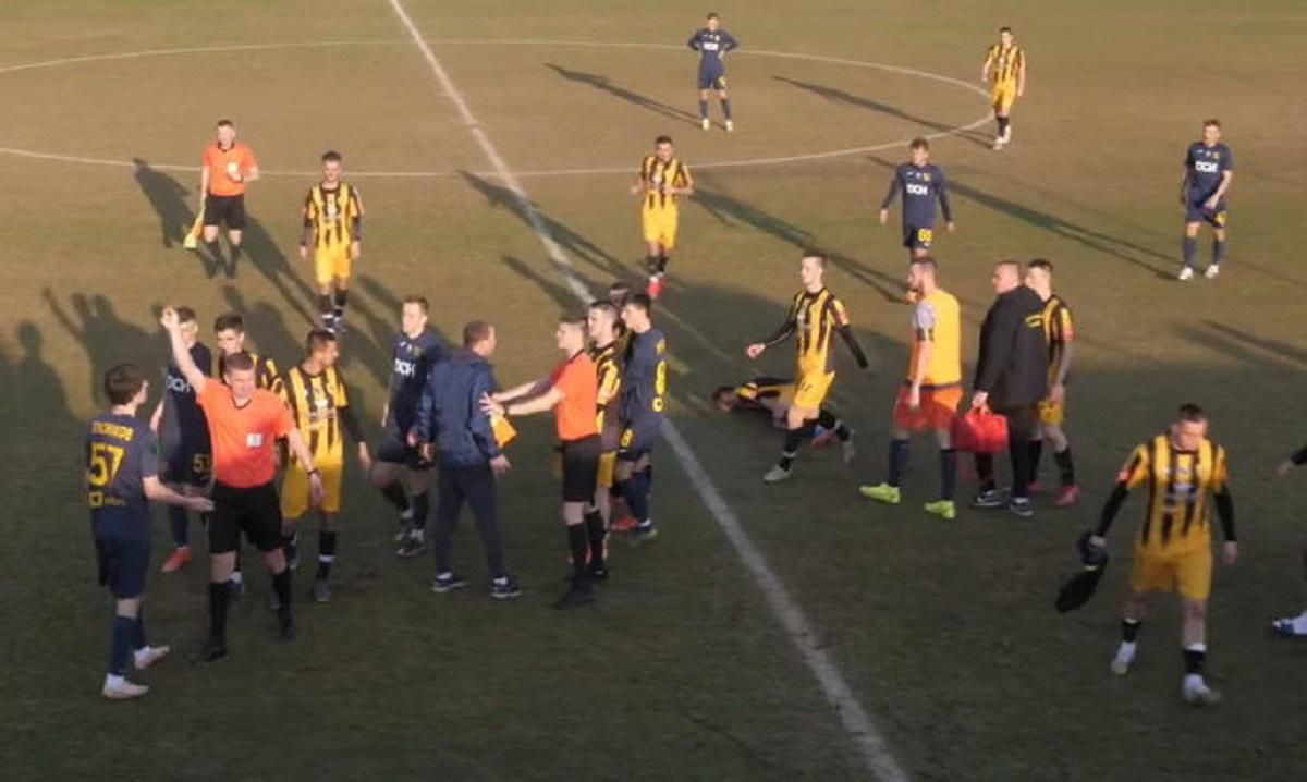 Гол 14-річного футболіста допоміг перемогти Металісту: матч закінчився масовою бійкою - 24 канал Спорт Гол 14-річного футболіста допоміг перемогти Металісту: матч закінчився масовою бійкою - 24 канал Спорт