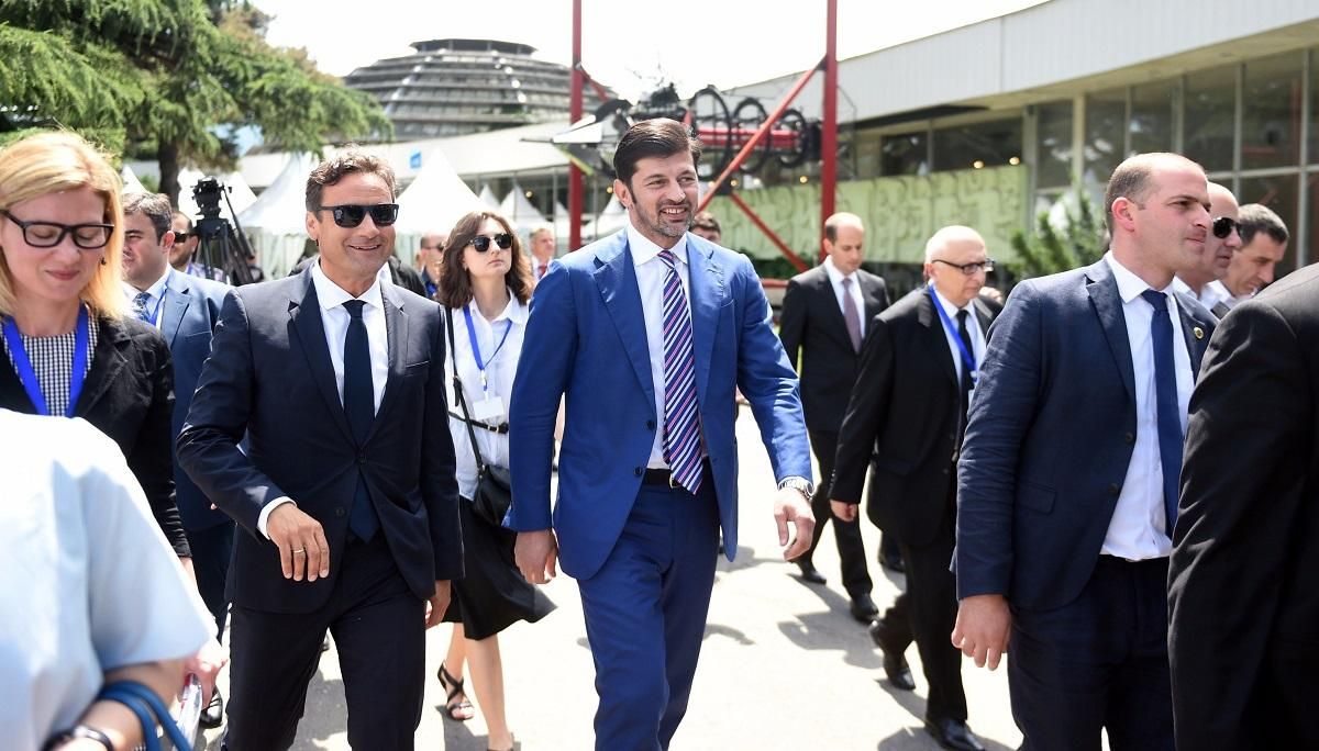 Ми в Грузії стоїмо за Україну, як і вона стояла за нас, – ексгравець Динамо засудив дії Росії - 24 канал Спорт Ми в Грузії стоїмо за Україну, як і вона стояла за нас, – ексгравець Динамо засудив дії Росії - 24 канал Спорт