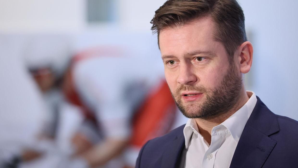 Міністр спорту Польщі вимагатиме в ЄС додаткових санкцій проти Росії - 24 канал Спорт Міністр спорту Польщі вимагатиме в ЄС додаткових санкцій проти Росії - 24 канал Спорт