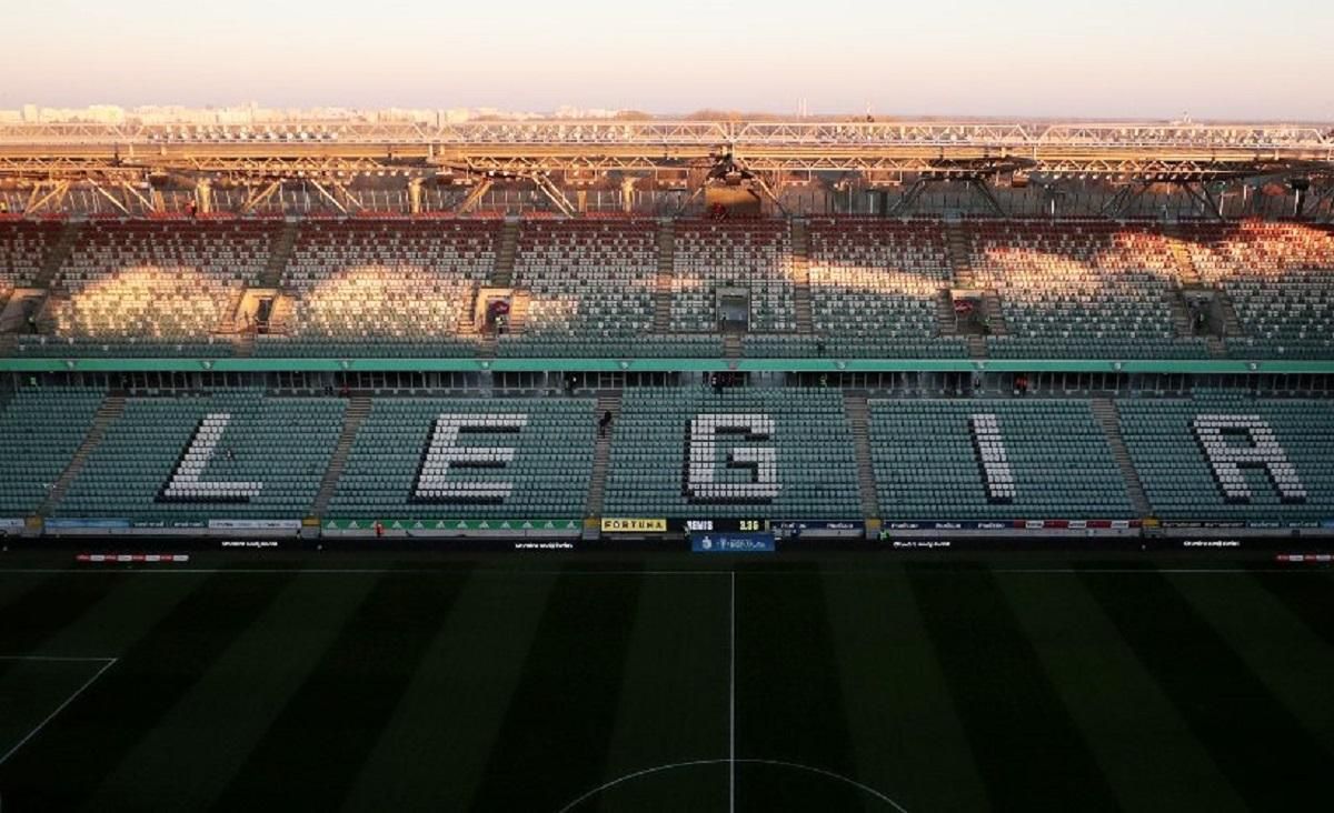 В Варшаве выстроилась очередь из желающих сдать кровь для украинских военнослужащих - 24 канал Спорт В Варшаве выстроилась очередь из желающих сдать кровь для украинских военнослужащих - 24 канал Спорт