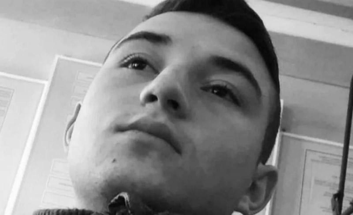 У бою під Києвом загинув ексгравець Карпат Віталій Сапило - 24 канал Спорт У бою під Києвом загинув ексгравець Карпат Віталій Сапило - 24 канал Спорт