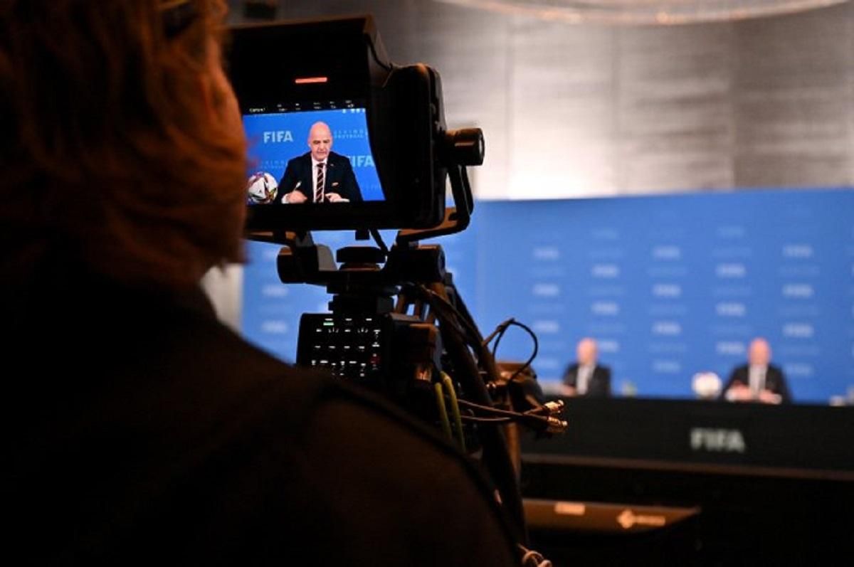 Санкції ФІФА: збірна Росії буде виступати під назвою РФС, без прапора та гімну - 24 канал Спорт Санкції ФІФА: збірна Росії буде виступати під назвою РФС, без прапора та гімну - 24 канал Спорт