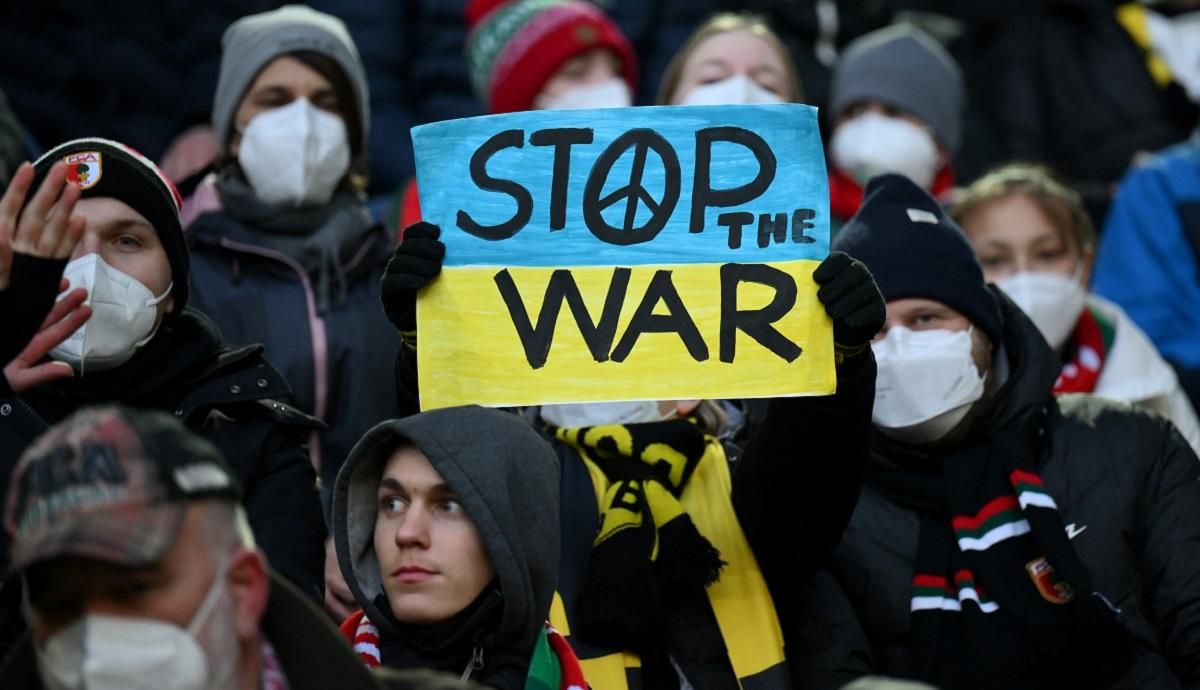 Боруссія Дортмунд звернулась до Путіна з вимогою припинити війну в Україні - 24 канал Спорт Боруссія Дортмунд звернулась до Путіна з вимогою припинити війну в Україні - 24 канал Спорт