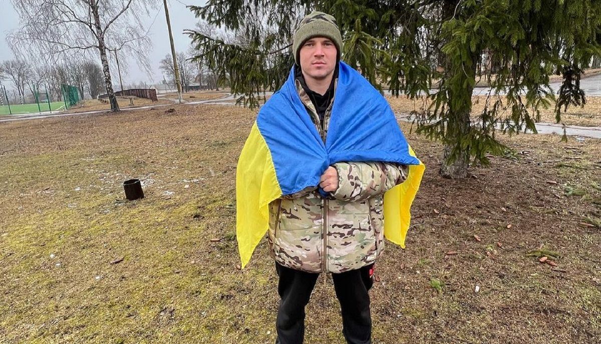 Настоящий патриот: защитник Шахтера продолжает активно помогать армии в борьбе с рашистами - 24 канал Спорт Настоящий патриот: защитник Шахтера продолжает активно помогать армии в борьбе с рашистами - 24 канал Спорт