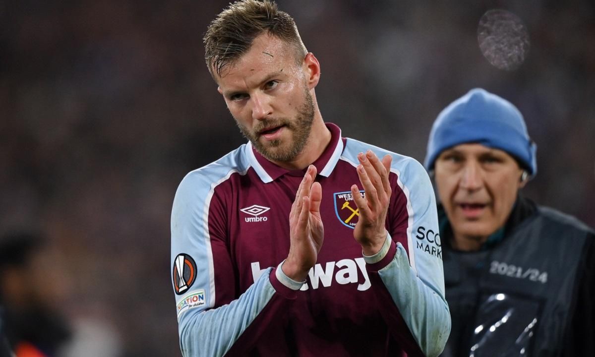 Російський телеканал замінив кадри після виходу та голу Ярмоленка у Лізі Європи: промовисті фото - 24 канал Спорт Російський телеканал замінив кадри після виходу та голу Ярмоленка у Лізі Європи: промовисті фото - 24 канал Спорт