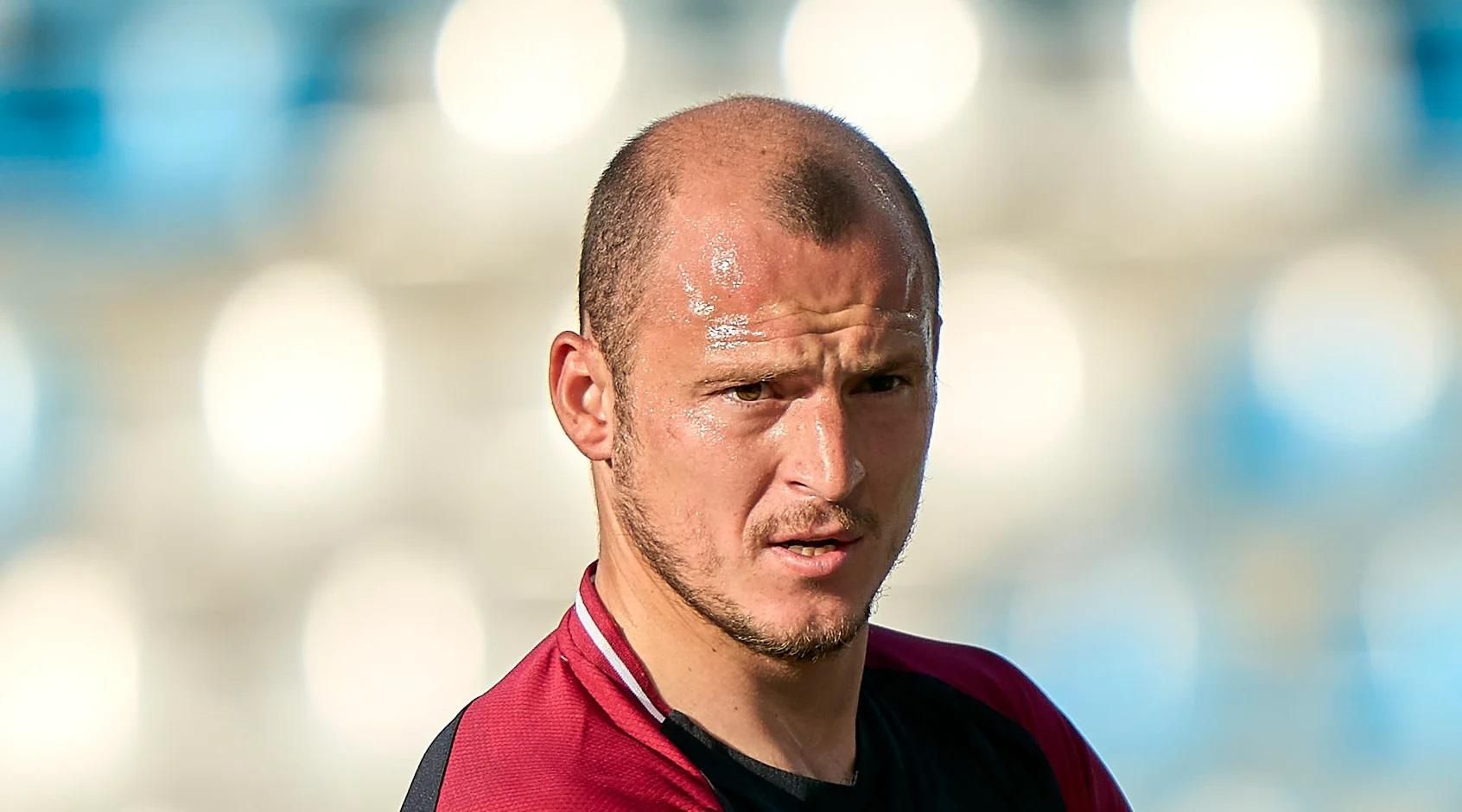 Зозуля назвав футболістів, які разом з ним допомагають українській армії - 24 канал Спорт Зозуля назвав футболістів, які разом з ним допомагають українській армії - 24 канал Спорт