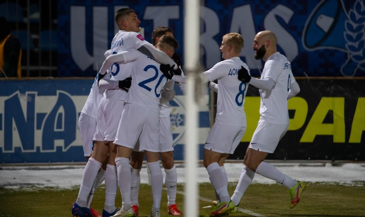 Голкіпер Десни поскаржився на байдужість клубу під час війни: президент відповів на звинувачення - 24 канал Спорт Голкіпер Десни поскаржився на байдужість клубу під час війни: президент відповів на звинувачення - 24 канал Спорт