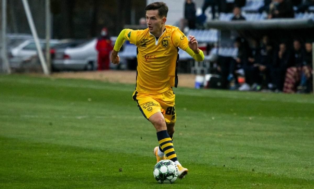 Два снаряди впали метрів за двісті від будинку, – гравець Металіста 1925 про втечу з Харкова - 24 канал Спорт Два снаряди впали метрів за двісті від будинку, – гравець Металіста 1925 про втечу з Харкова - 24 канал Спорт