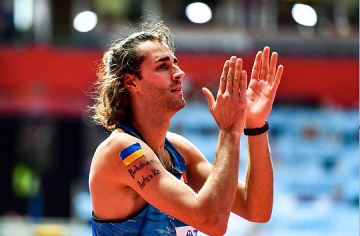 Посвятил медаль Украине: итальянский атлет ярко поддержал украинцев на чемпионате мира - 24 канал Спорт