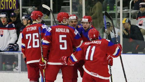 Російських та білоруських хокеїстів відсторонили від участі в чемпіонаті Латвії