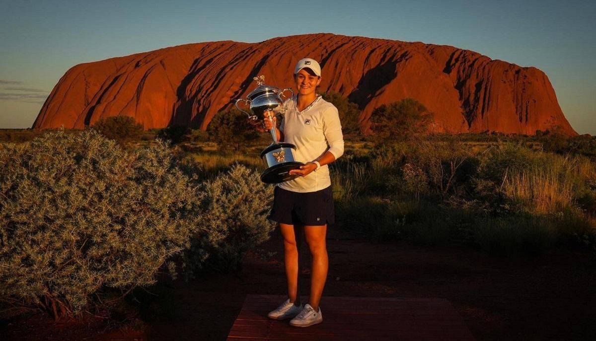 Первая ракетка мира Барти не опровергла свое возвращение на корт - 24 канал Спорт Первая ракетка мира Барти не опровергла свое возвращение на корт - 24 канал Спорт