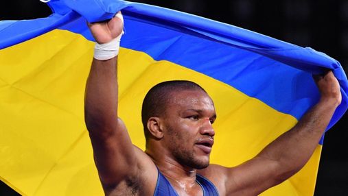 Мужская сборная по вольной борьбе отказалась от чемпионата Европы, чтобы защищать Украину
