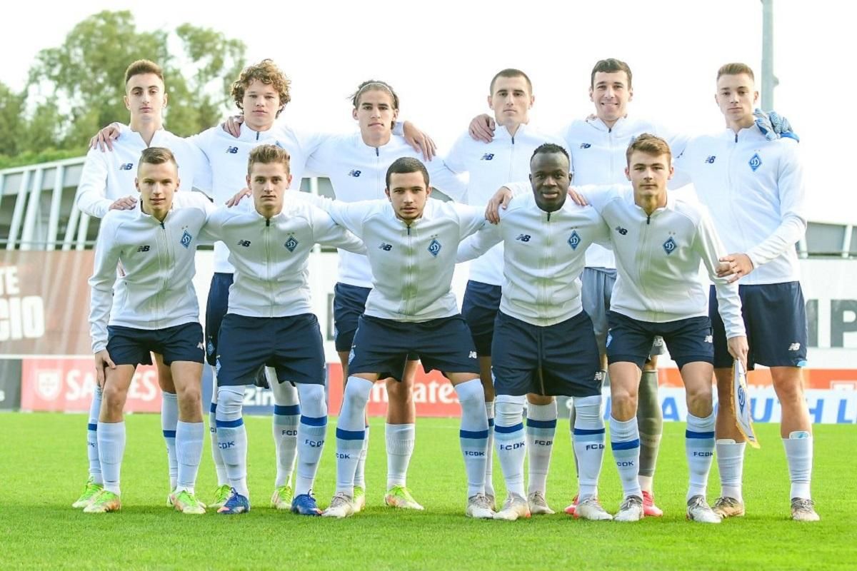 Динамо начало подготовку к матчу плей-офф Юношеской лиги УЕФА - 24 канал Спорт