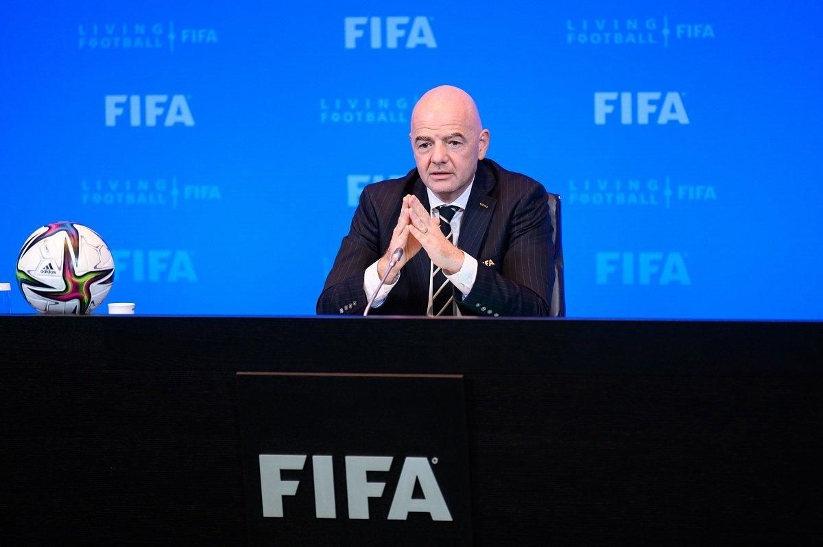 Есть возможность объединять людей, – президент ФИФА нейтрально высказался о войне в Украине - 24 канал Спорт
