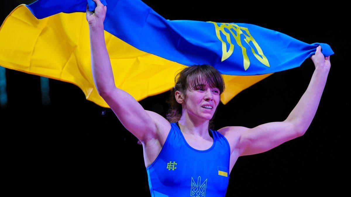 Украинка Рижко "снесла" соперницу с ковра и стала чемпионкой Европы по борьбе - 24 канал Спорт Украинка Рижко "снесла" соперницу с ковра и стала чемпионкой Европы по борьбе - 24 канал Спорт