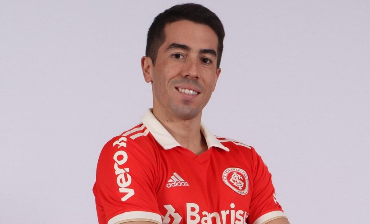 В компанию к Тайсону: Карлос де Пена покинул Динамо - 24 канал Спорт В компанию к Тайсону: Карлос де Пена покинул Динамо - 24 канал Спорт