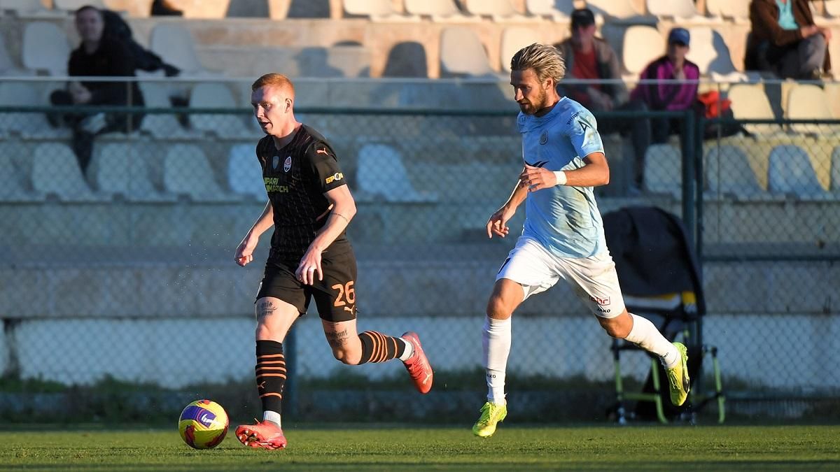 Шахтер прекратил контракты с футболистами из-за войны в Украине - 24 канал Спорт Шахтер прекратил контракты с футболистами из-за войны в Украине - 24 канал Спорт