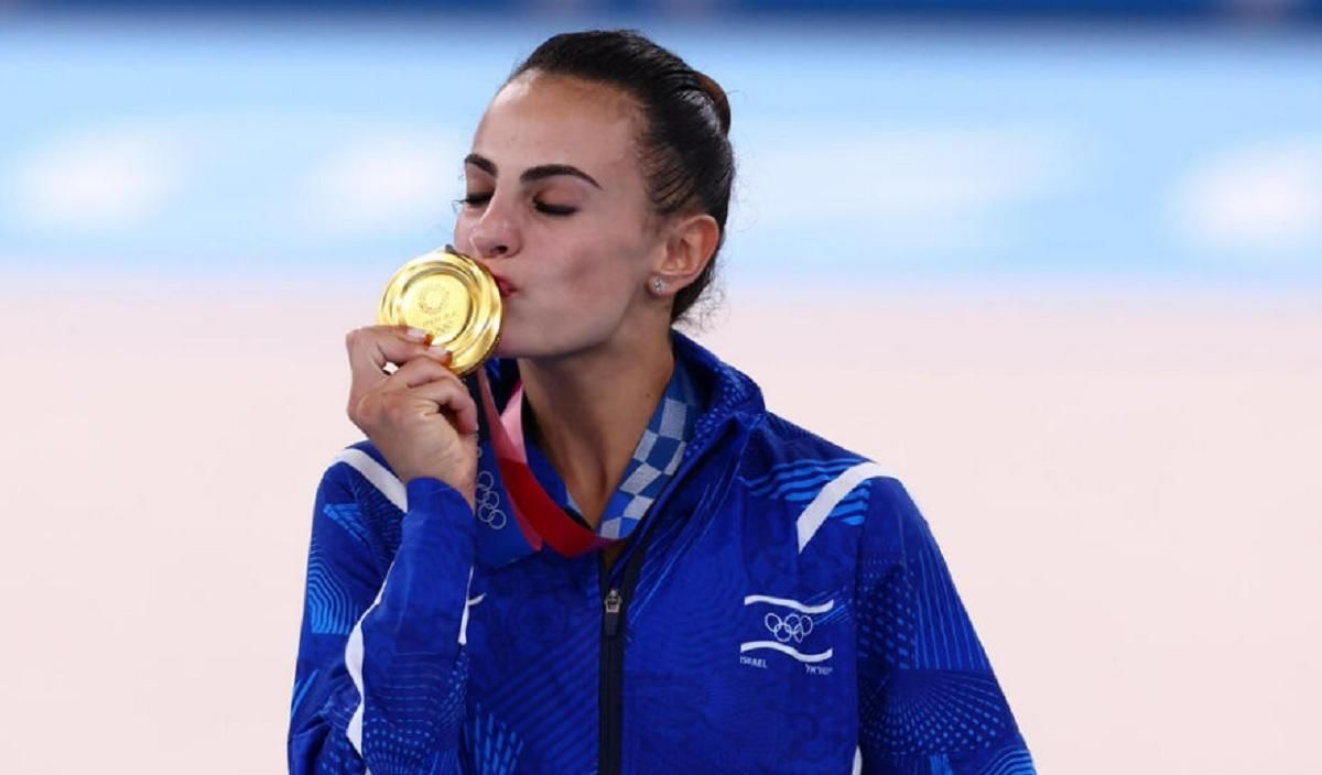 Ізраїльська гімнастка підтримала спортсменів, які були на концерті в "Лужниках" - 24 канал Спорт Ізраїльська гімнастка підтримала спортсменів, які були на концерті в "Лужниках" - 24 канал Спорт