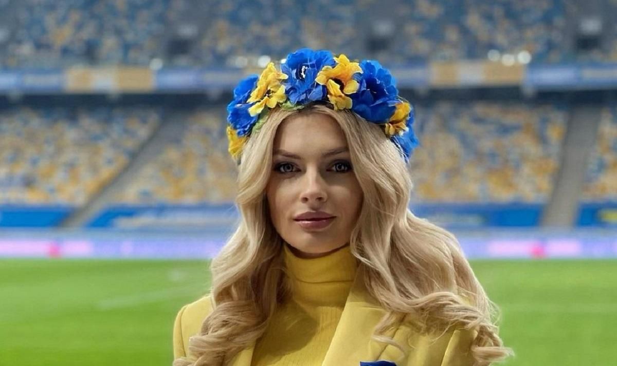 Наші військові дають добрячої пі**и цій нечисті, – дружина Зінченка - 24 канал Спорт Наші військові дають добрячої пі**и цій нечисті, – дружина Зінченка - 24 канал Спорт