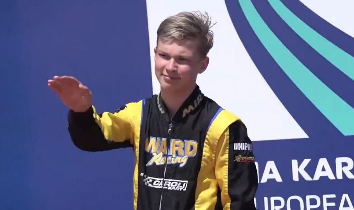 Российский гонщик продемонстрировал нацистское поздравление на чемпионате Европы по картингу - 24 канал Спорт