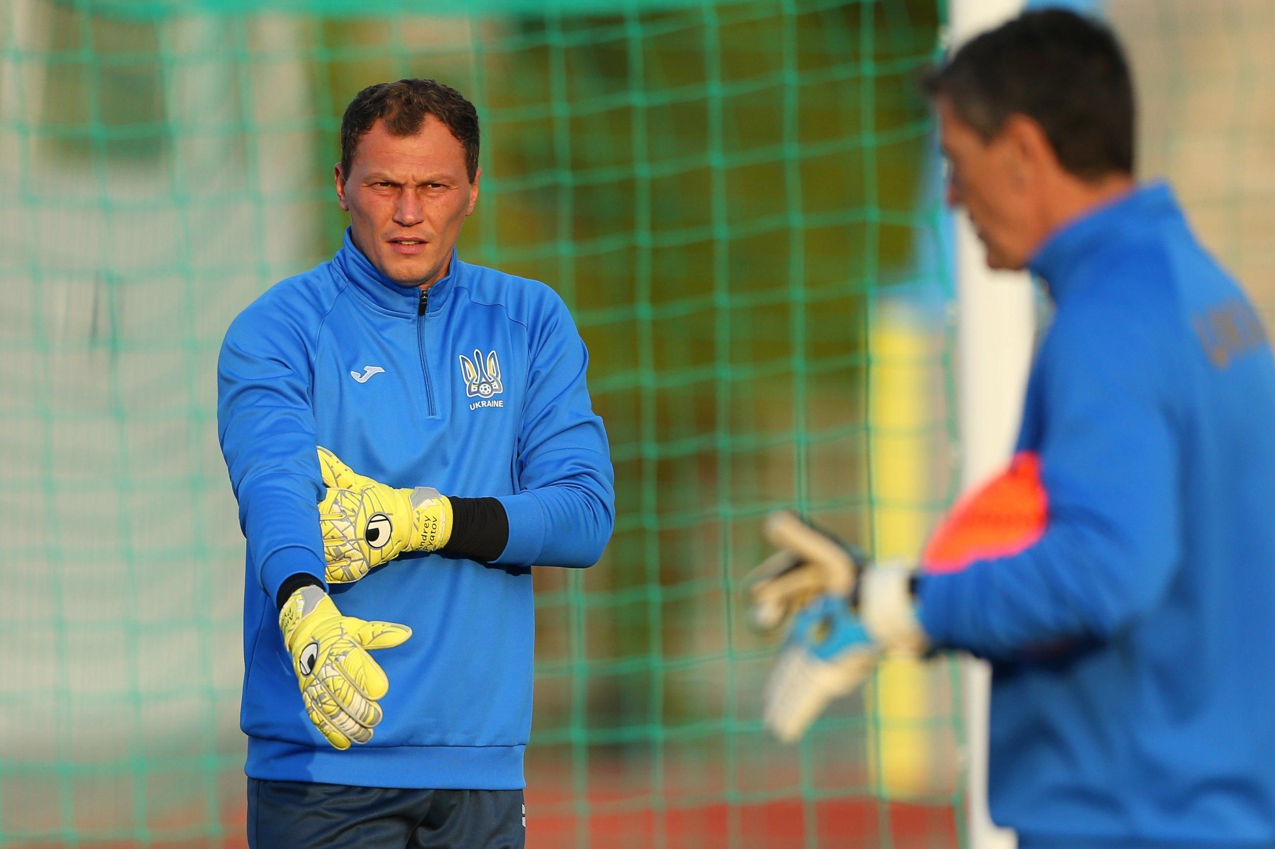 Є зомбо-ліга – там і грайте, – Пятов про мовчання російських футболістів щодо війни в Україні - 24 канал Спорт Є зомбо-ліга – там і грайте, – Пятов про мовчання російських футболістів щодо війни в Україні - 24 канал Спорт