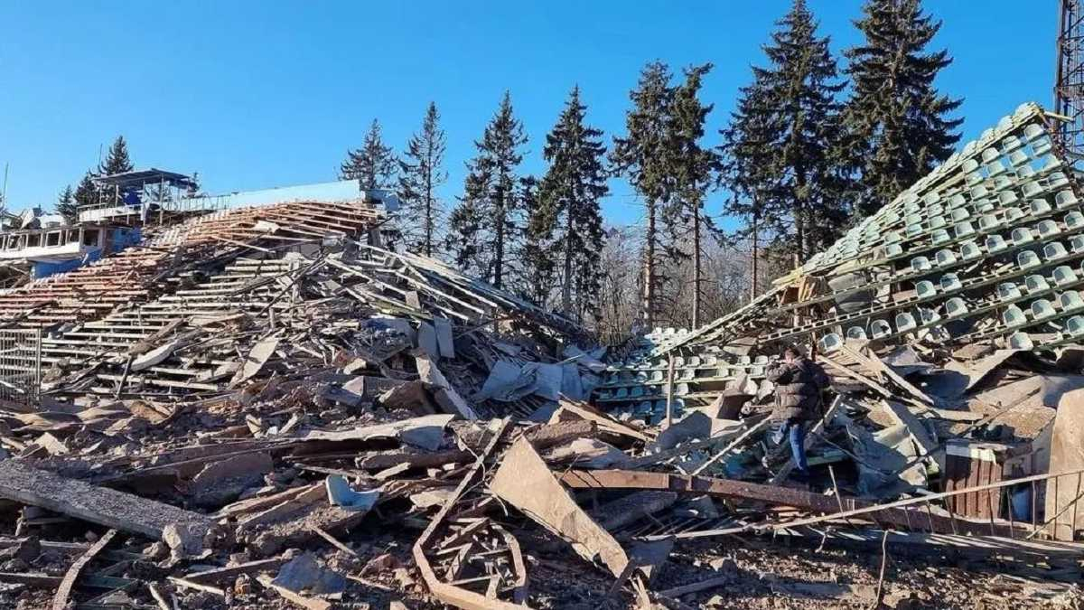 Боруссія Дортмунд та Німеччина допоможуть відновити зруйнований стадіон Десни у Чернігові - 24 канал Спорт