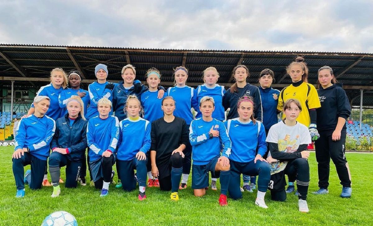 Футболисток Мариуполя принудительно вывезли на временно оккупированную территорию - 24 канал Спорт Футболисток Мариуполя принудительно вывезли на временно оккупированную территорию - 24 канал Спорт