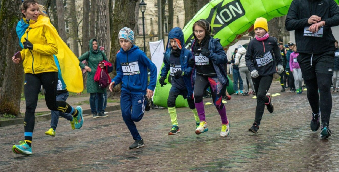 Все будет Украина: во Львове состоялся благотворительный забег в поддержку Херсона - 24 канал Спорт