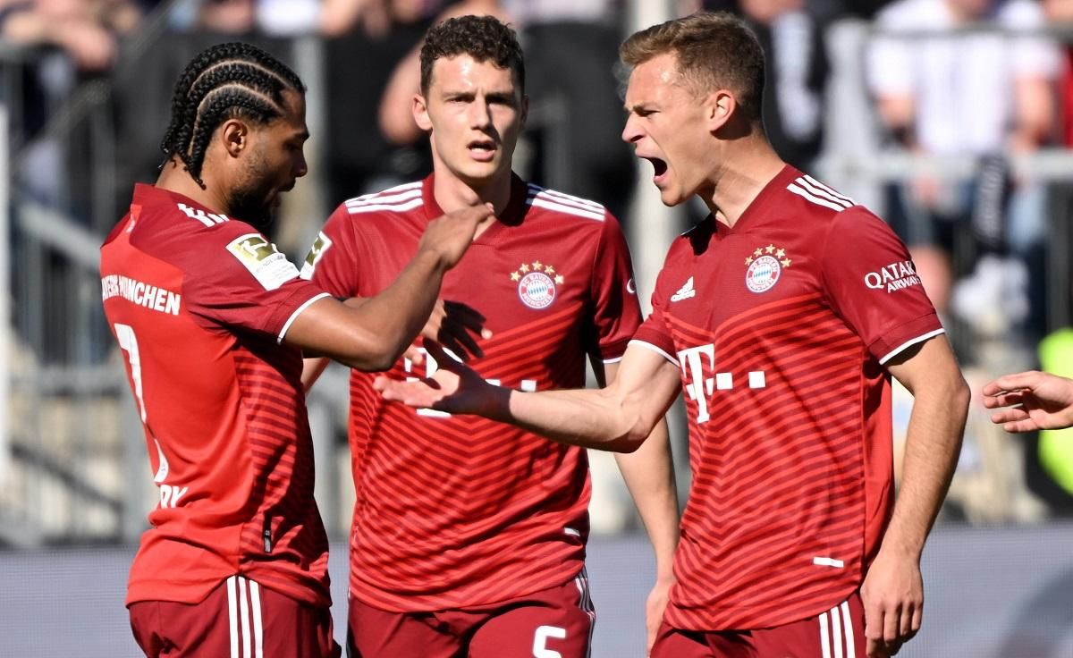 На российском ТВ снова прервали трансляцию Бундеслиги из-за украинской символики: видео - 24 канал Спорт На российском ТВ снова прервали трансляцию Бундеслиги из-за украинской символики: видео - 24 канал Спорт