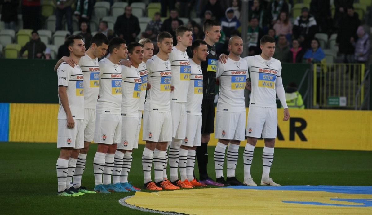 Шахтар вийде на матч у спеціальних футболках із фото 4-річної Аліси з Маріуполя - 24 канал Спорт Шахтар вийде на матч у спеціальних футболках із фото 4-річної Аліси з Маріуполя - 24 канал Спорт