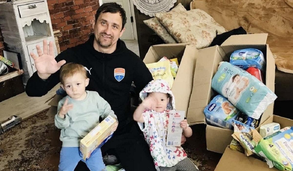 Наставник Мариуполя эвакуировал раненых детей из разрушенного роддома - 24 канал Спорт Наставник Мариуполя эвакуировал раненых детей из разрушенного роддома - 24 канал Спорт