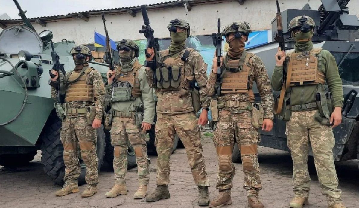 Колосс подарил украинской армии внедорожник и приборы ночного видения - 24 канал Спорт