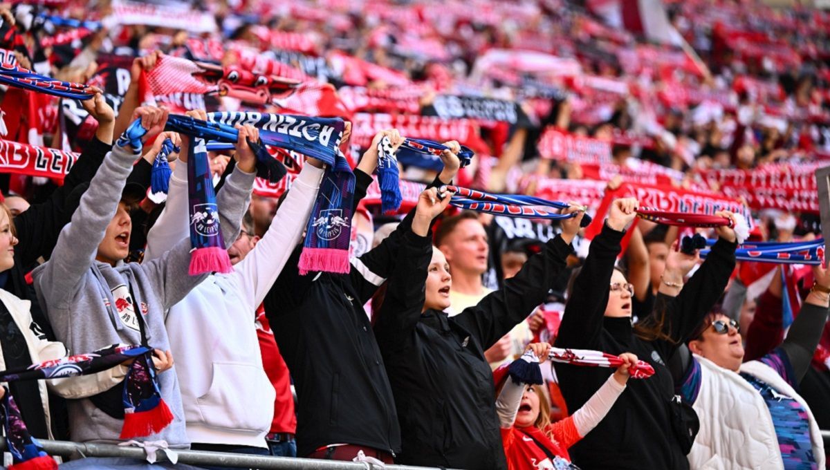 Схожий на гімн Росії: Лейпциг не увімкнув мелодію суперника через біженців із України - 24 канал Спорт Схожий на гімн Росії: Лейпциг не увімкнув мелодію суперника через біженців із України - 24 канал Спорт