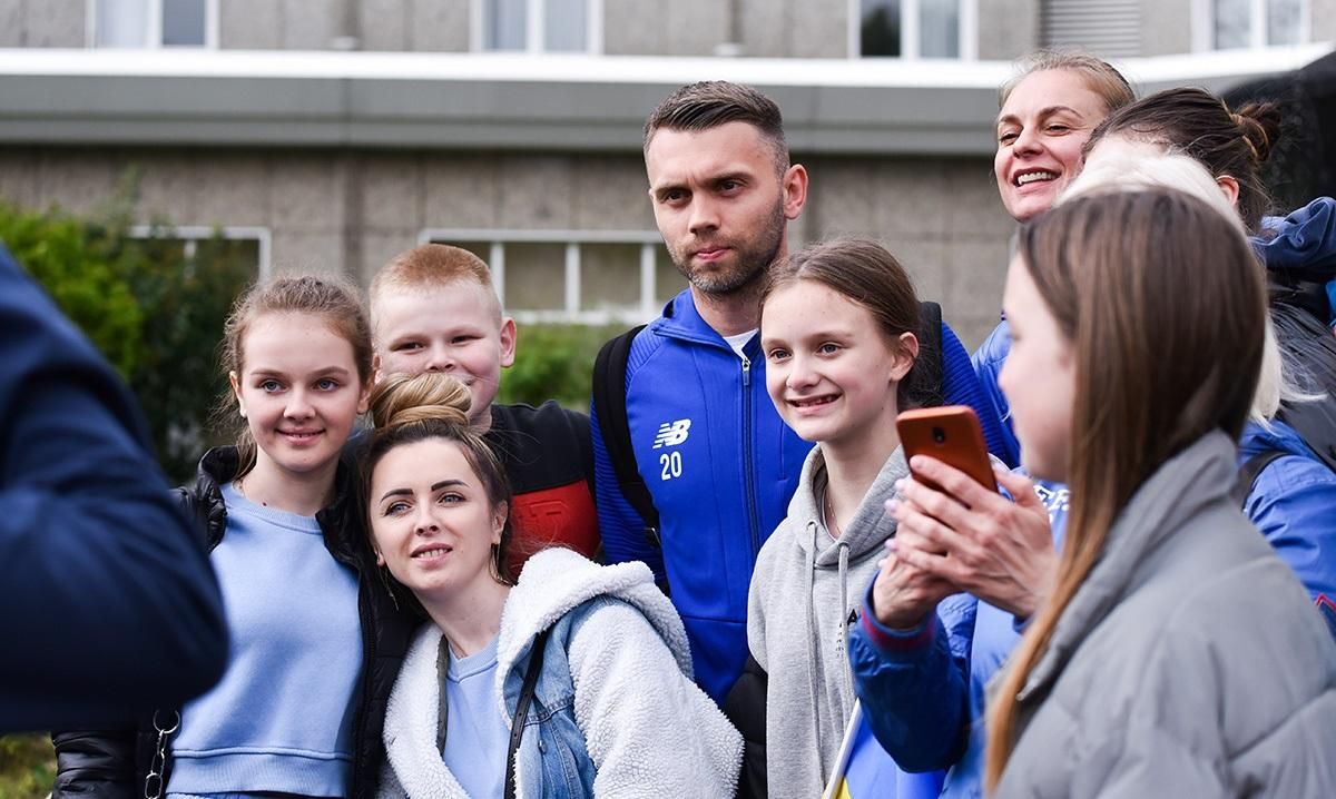 Караваев рассказал о родных, которые находятся под оккупацией в Херсоне - 24 канал Спорт Караваев рассказал о родных, которые находятся под оккупацией в Херсоне - 24 канал Спорт