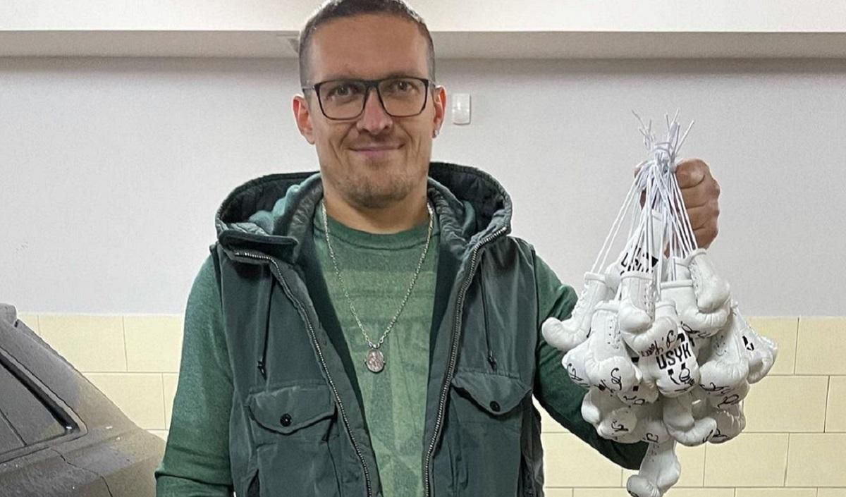 Усик попытается собрать 1 миллион долларов для Украины благодаря реваншу из Джошуа - 24 канал Спорт Усик попытается собрать 1 миллион долларов для Украины благодаря реваншу из Джошуа - 24 канал Спорт