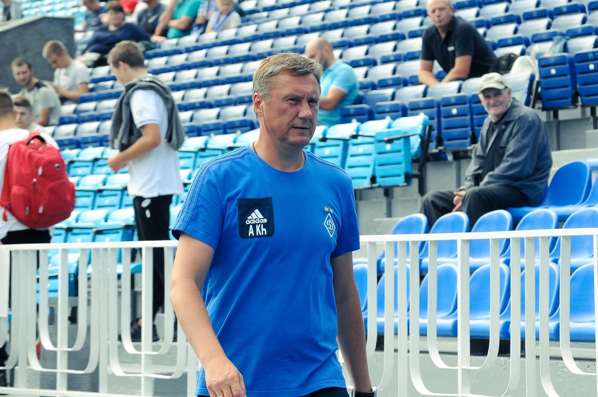 Украину бомбят бандеровцы и неонацисты – экс-тренер Динамо о разговоре с родителями - 24 канал Спорт Украину бомбят бандеровцы и неонацисты – экс-тренер Динамо о разговоре с родителями - 24 канал Спорт