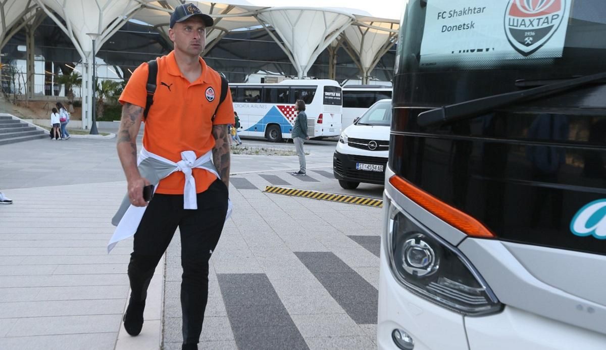 Возьмет или откажется Зенит передаст Ракицкому золотую медаль чемпиона России - 24 канал Спорт Возьмет или откажется Зенит передаст Ракицкому золотую медаль чемпиона России - 24 канал Спорт