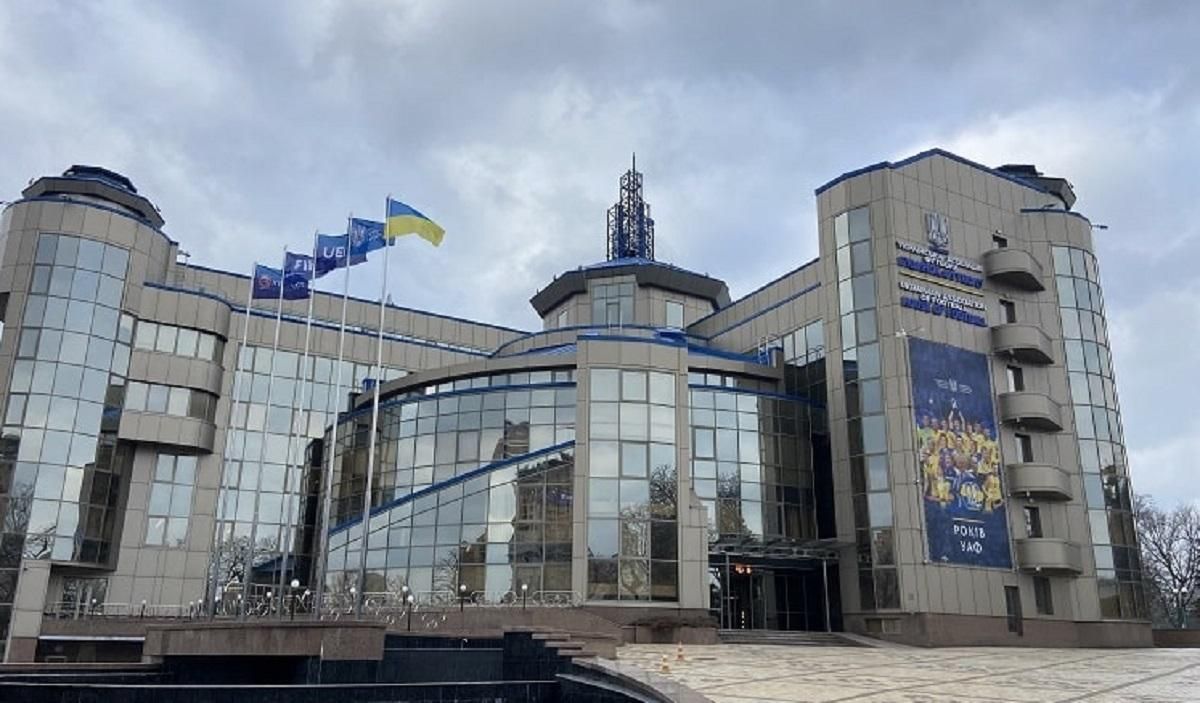 УАФ официально утвердила решение о досрочном окончании сезона УПЛ 2021/2022 - 24 канал Спорт УАФ официально утвердила решение о досрочном окончании сезона УПЛ 2021/2022 - 24 канал Спорт