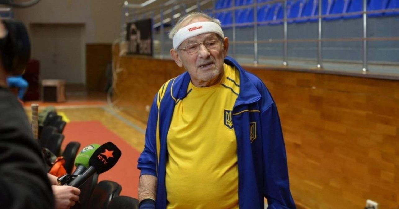98-річний український тенісист представляв честь країни на чемпіонаті світу у США - 24 канал Спорт