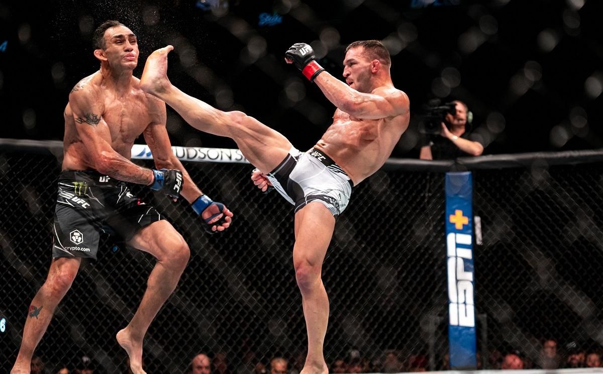 Нокаут року Чендлер "відключив" Фергюсона одним ударом у другому раунді – відео моменту - 24 канал Спорт Нокаут року Чендлер "відключив" Фергюсона одним ударом у другому раунді – відео моменту - 24 канал Спорт