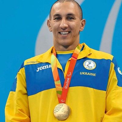 Помер паралімпійський чемпіон із плавання Денис Дубров